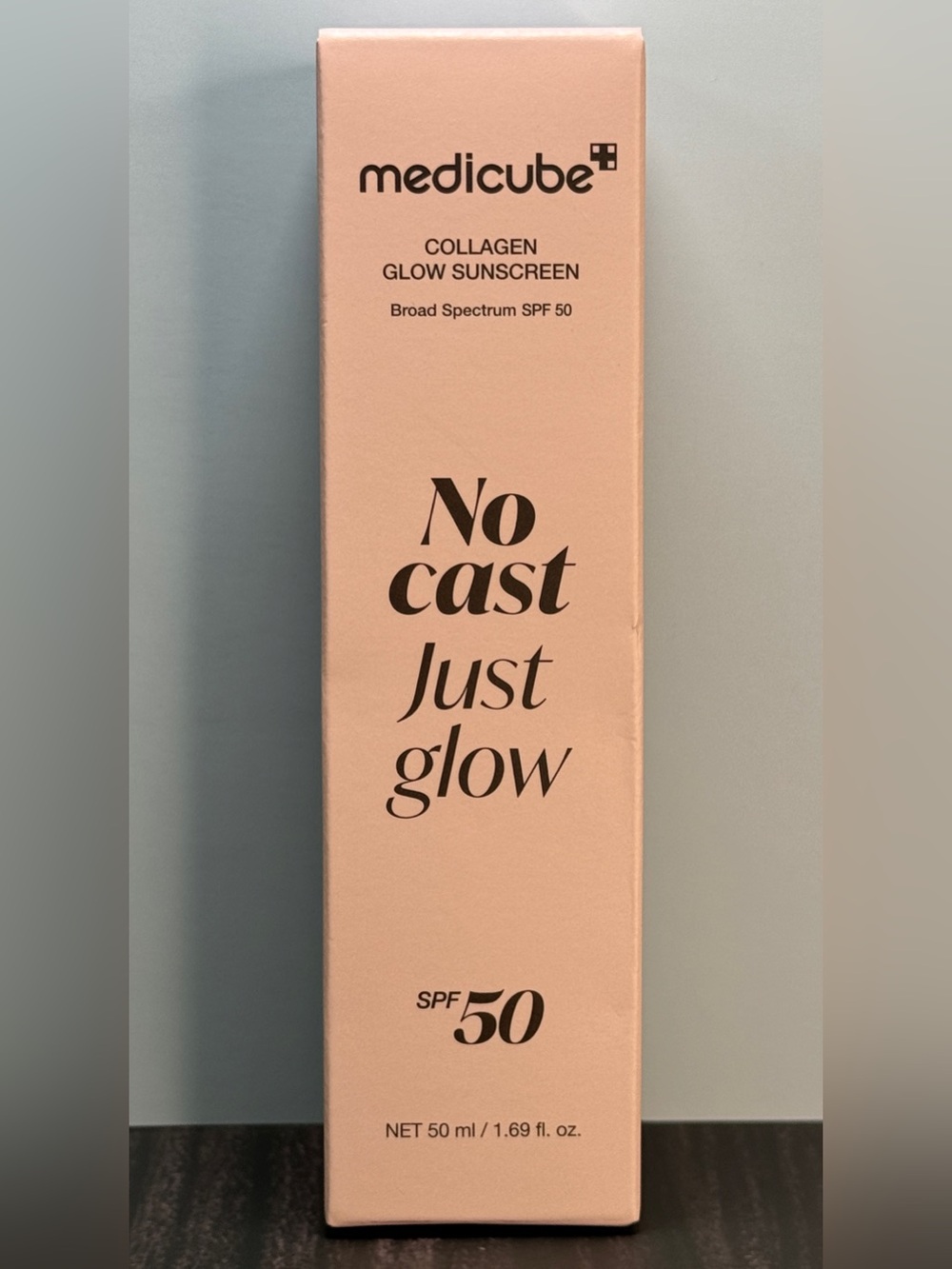 Medicube No Cast Just Glow Collagen Face Sunscreen-SPF 50 NIB 50 ml / 1.69 fl oz